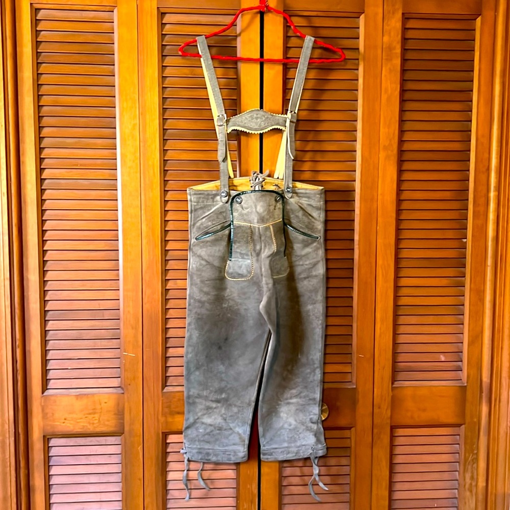 Authentic Suede Lederhosen for children size 9-11 Oktoberfest